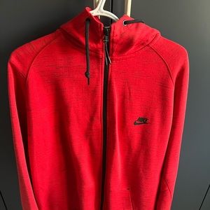 Nike tech fleece sweatshirt. Like new. XXL